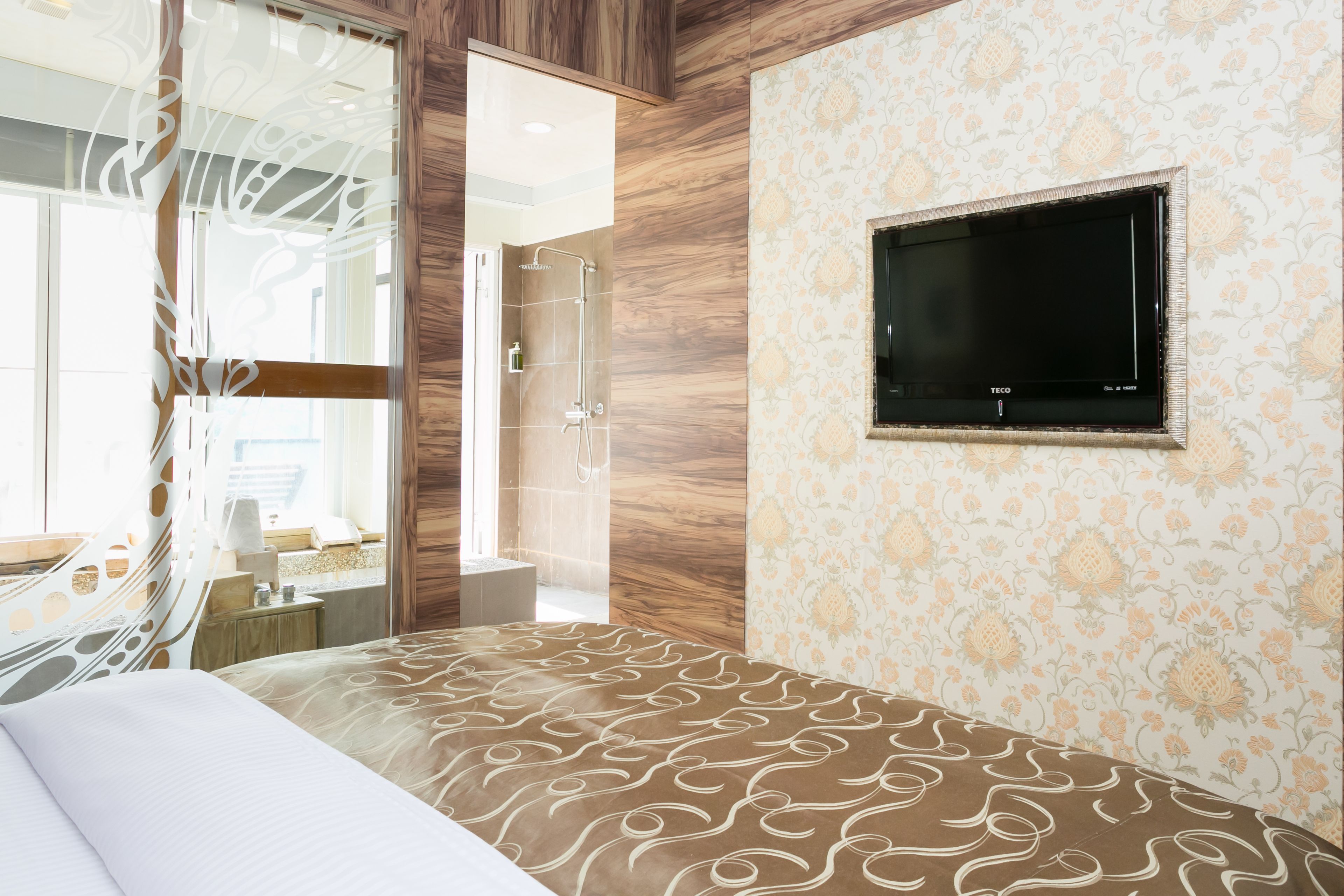 the excellent view double room | living area | led tv