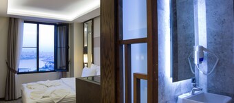 The Biancho Hotel Pera