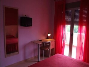 In-room safe, desk, soundproofing, cribs/infant beds