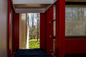 Individuelt dekorert, individuelt innredet og skrivebord