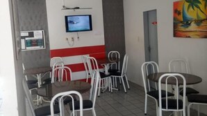 Restaurant - Pousada Atlântico Centro - Fortaleza (Fortaleza)