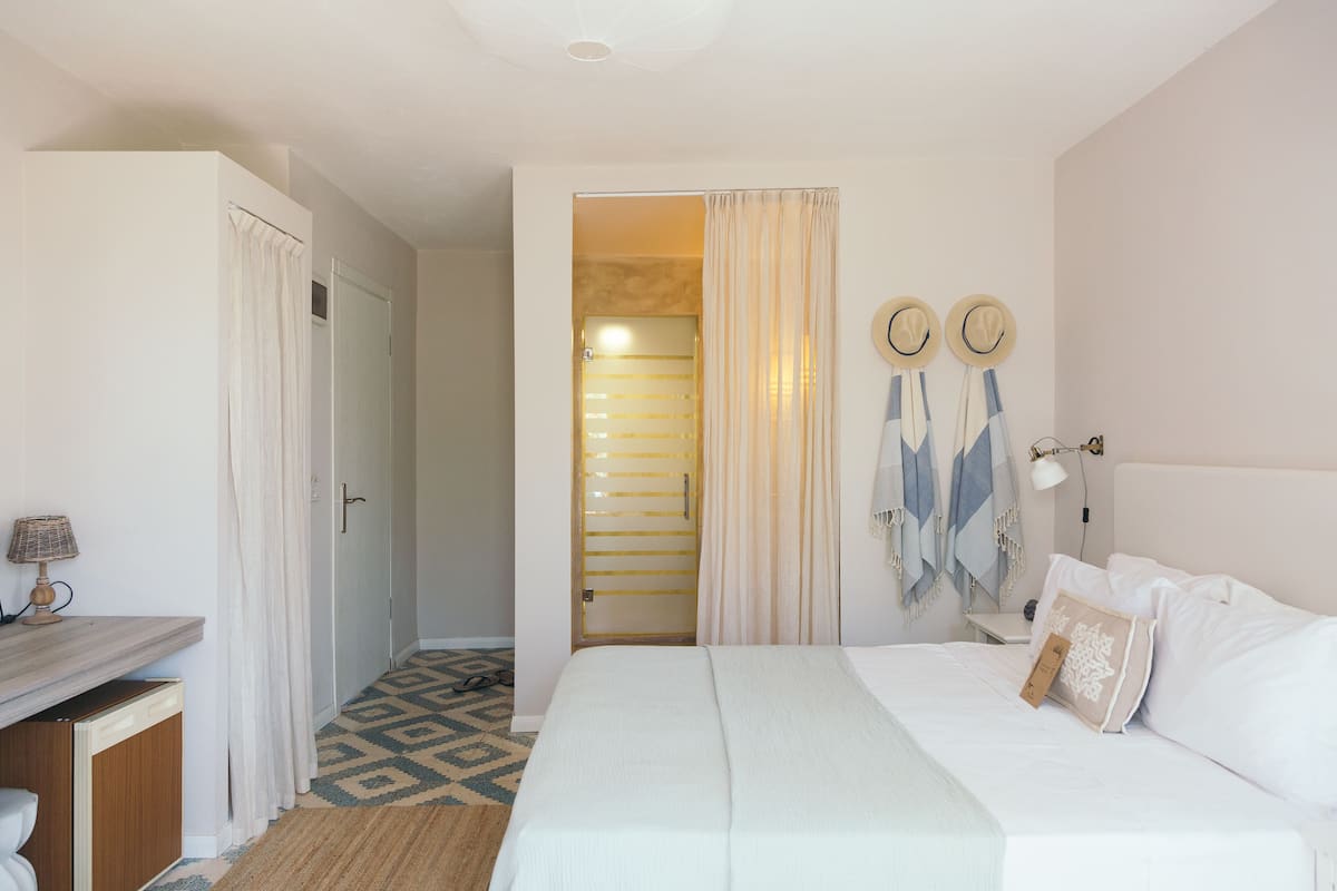 Habitación doble | Insonorización, tabla de planchar con plancha y wifi gratis
