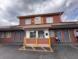 Bagian depan properti