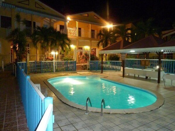Outdoor pool, pool umbrellas, pool loungers