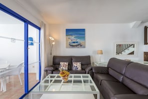 LCD TV, DVD player - Villas Puerto Rubicon (Yaiza)