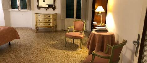 Rollaway beds, free WiFi