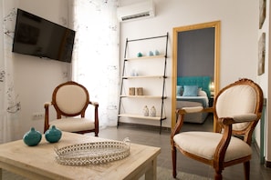 Comfort Apartment | Living area