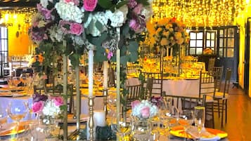 Banquet hall