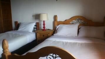 1 bedroom, rollaway beds, free WiFi