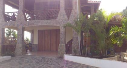 Sanchez Residence at Colonial Zone