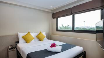 Superior Queen with window | Een minibar, een kluis op de kamer, verduisterende gordijnen