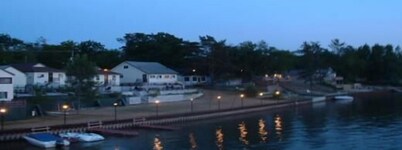 Edgewater Resorts - Edgewater Cottages