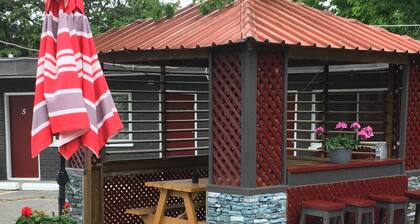 Edgewater Resorts - Edgewater Inn