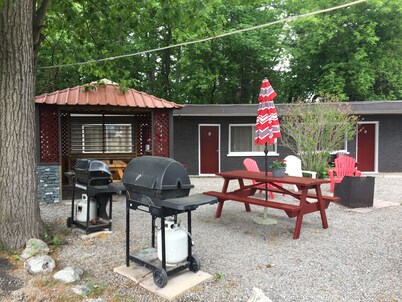 Edgewater Resorts - Edgewater Inn