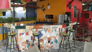Bar (en la propiedad)