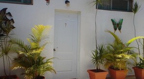 Exterior - Tropical Bed & Breakfast (Petionville)
