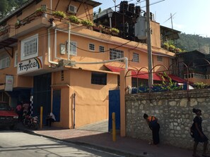 Room - Tropical Bed & Breakfast (Petionville)