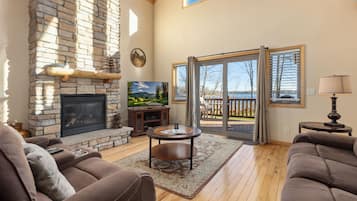 Villa #13 - 5 Bedrooms, 3.5 Bathrooms | Living area | Flat-screen TV, fireplace