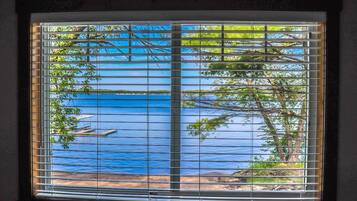 Familie cottage, 3 slaapkamers, uitzicht op het strand | Uitzicht vanuit de kamer