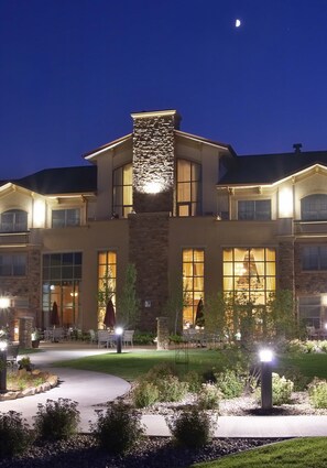 Exterior - ClubHouse Hotel & Suites - Fargo (Fargo)