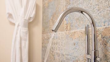 Luxury Double Room, Ensuite, Garden View (The Orchard Room ) | Bathroom