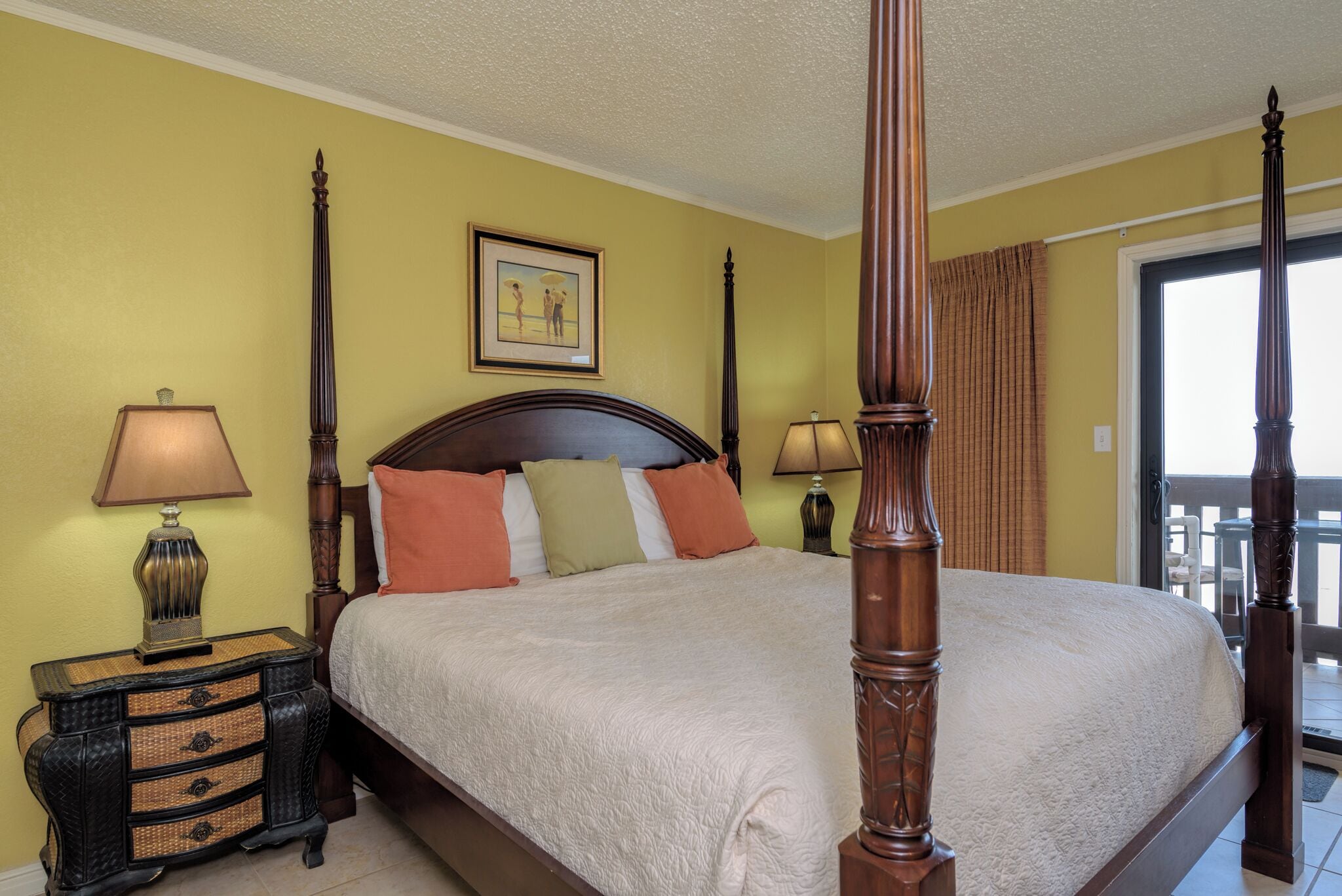 Deluxe appartement, 1 kingsize bed met slaapbank, uitzicht op zee, aan het strand | 1 slaapkamer, individueel gedecoreerd, individueel gemeubileerd