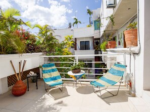 BBQ/picnic area - OYO Hostelito (Cozumel)