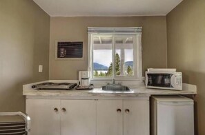 Fridge, microwave, coffee/tea maker