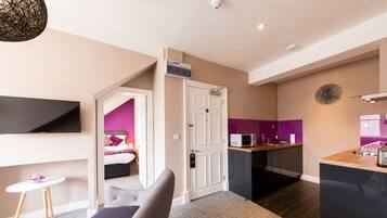 Televisión de pantalla plana de 32 pulgadas con canales digitales