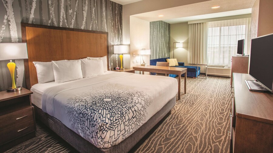 La Quinta Inn & Suites by Wyndham Duluth