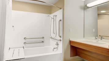 Combined shower/tub, eco-friendly toiletries, hair dryer, towels