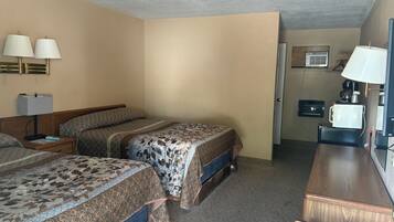 Comfort tweepersoonskamer | Een bureau, gratis wifi, beddengoed