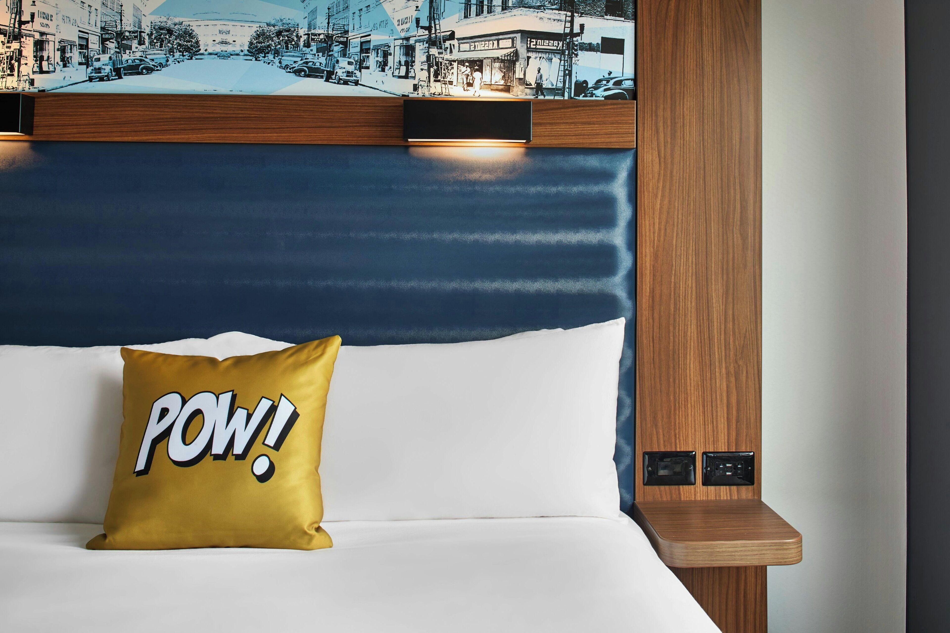 Hypo-allergenic bedding, down comforters, in-room safe, desk