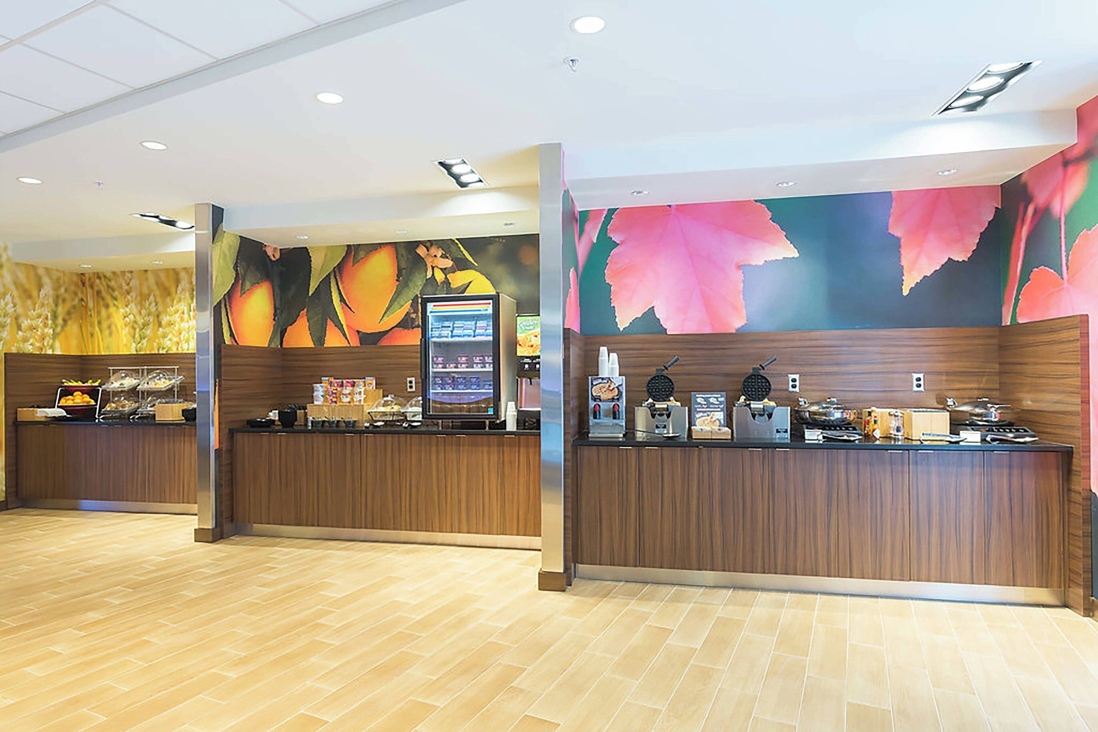 free daily continental breakfast