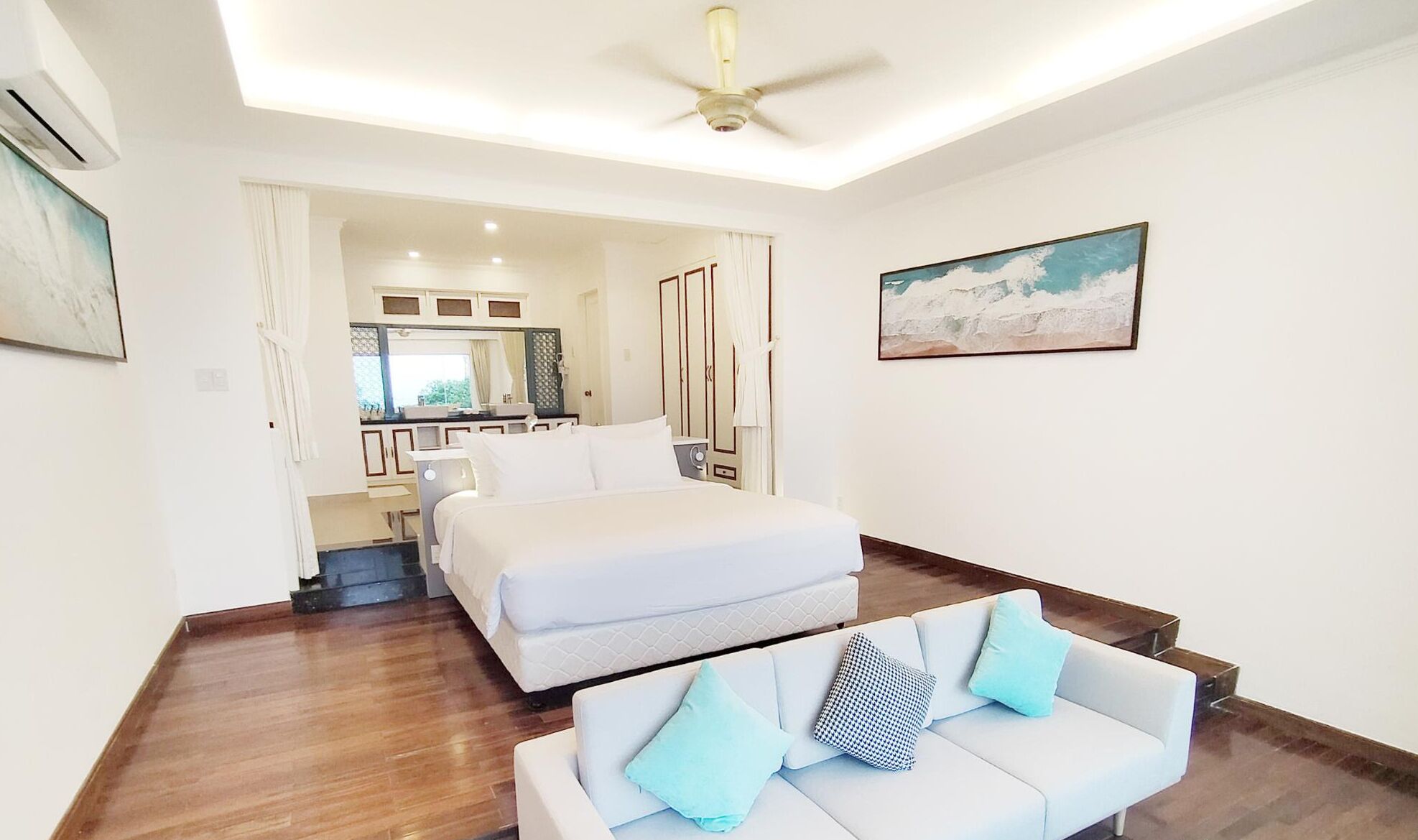 premium deluxe garden view | 1 bedroom, minibar, in-room safe, desk