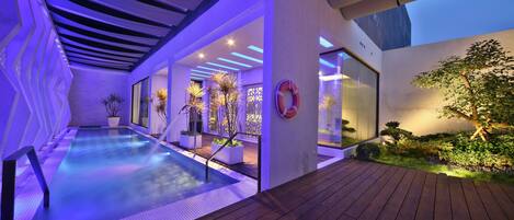 Piscine couverte