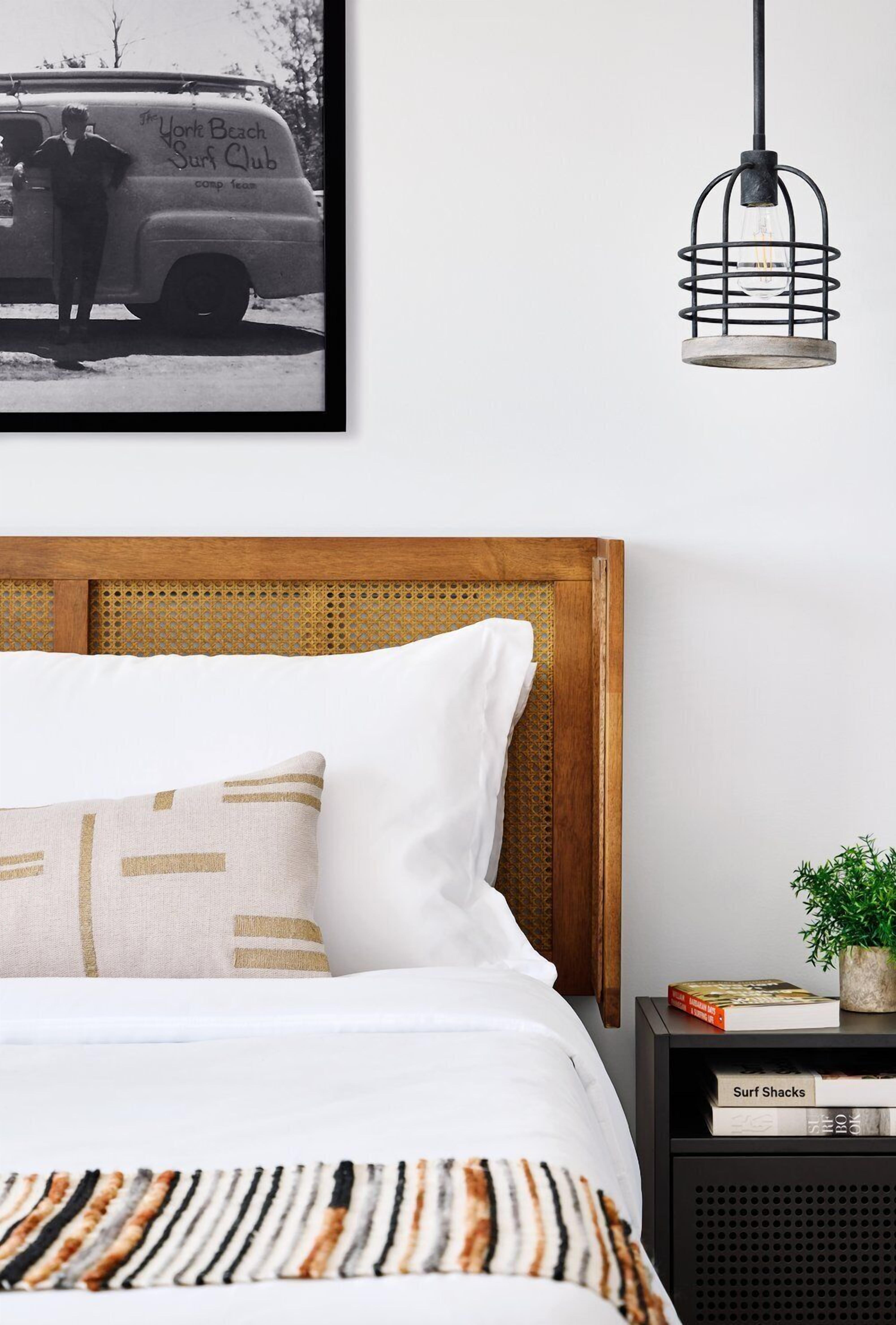 Individually decorated, individually furnished, free WiFi, bed sheets