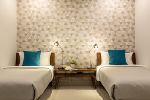 7 bedrooms, in-room safe, individually decorated, individually furnished