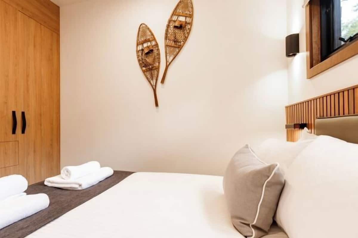 Individually decorated, individually furnished, iron/ironing board