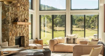 Oaks Lake Crackenback Resort
