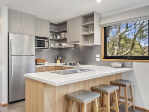 Villa, 2 Bedrooms | Private kitchen - Oaks Lake Crackenback Resort (Crackenback)