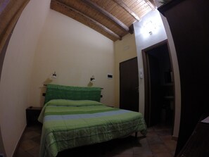 Desk, soundproofing, cribs/infant beds, rollaway beds