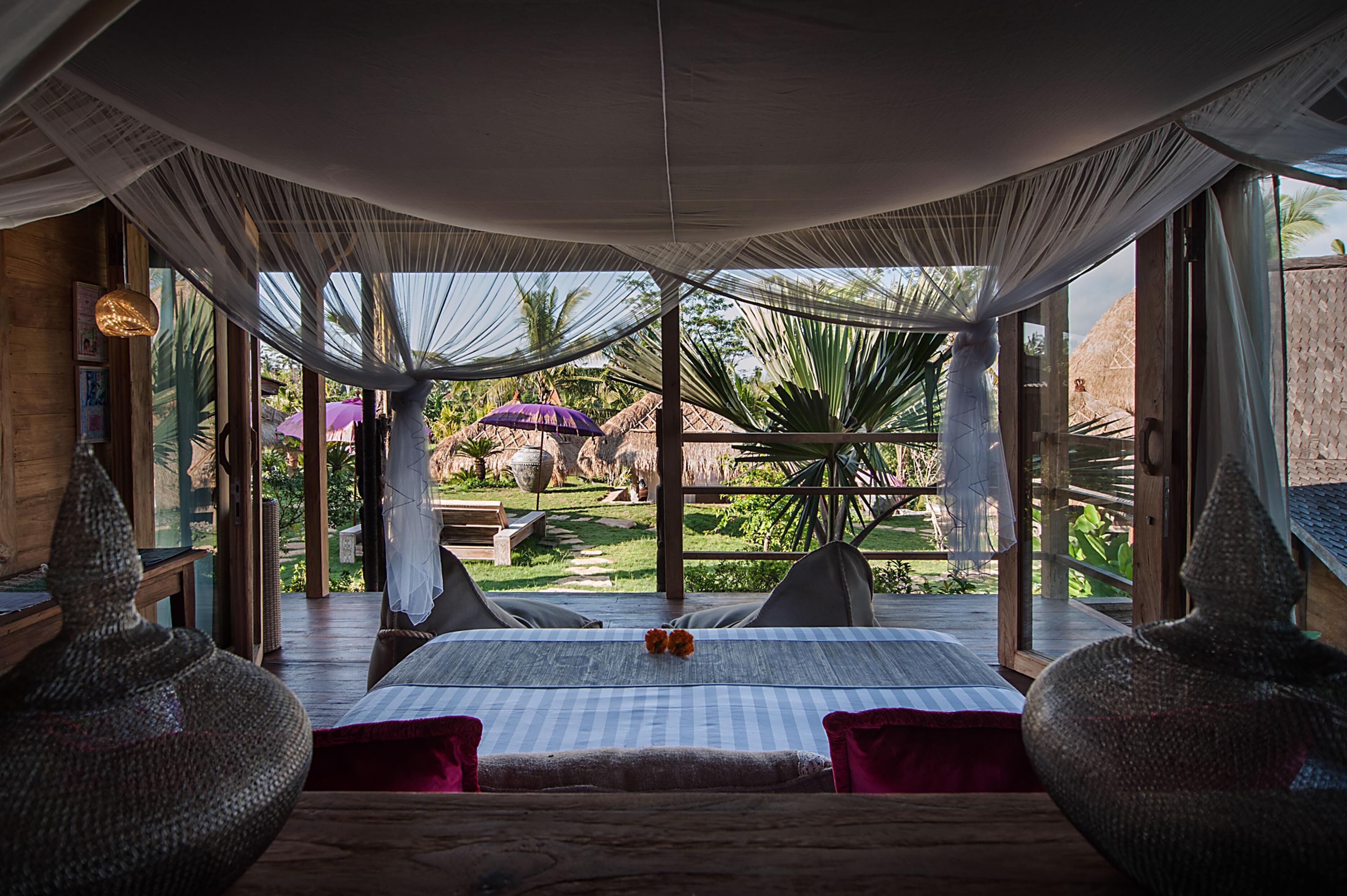 1 bedroom, premium bedding, minibar, in-room safe