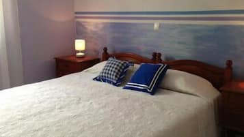 Cots/infant beds, rollaway beds