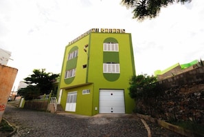 Front of property - Residencial Raiar - Hostel (Sao Vicente)