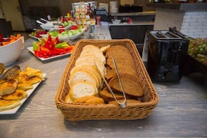 Breakfast buffet - Orion Old Town (Tbilisi)
