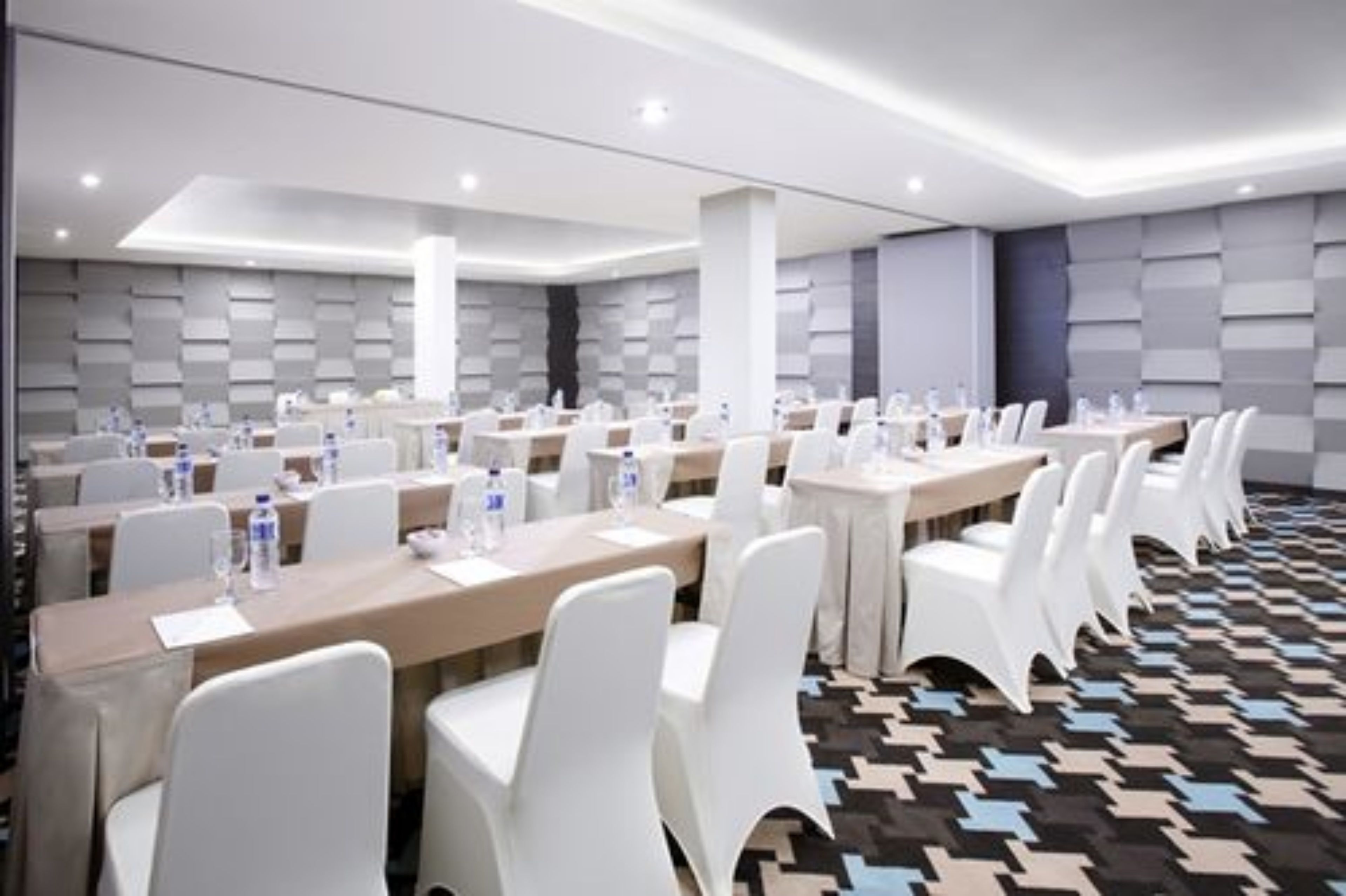 Foto - Hotel Santika Kelapa Gading