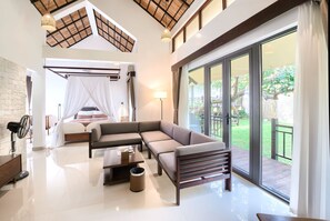 Villa Executive Garden View - Foot massage, Onsen Included | 1 bedroom, Select Comfort beds, minibar, in-room safe