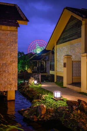 Courtyard - The Blossom Resort Island Da Nang (Da Nang)