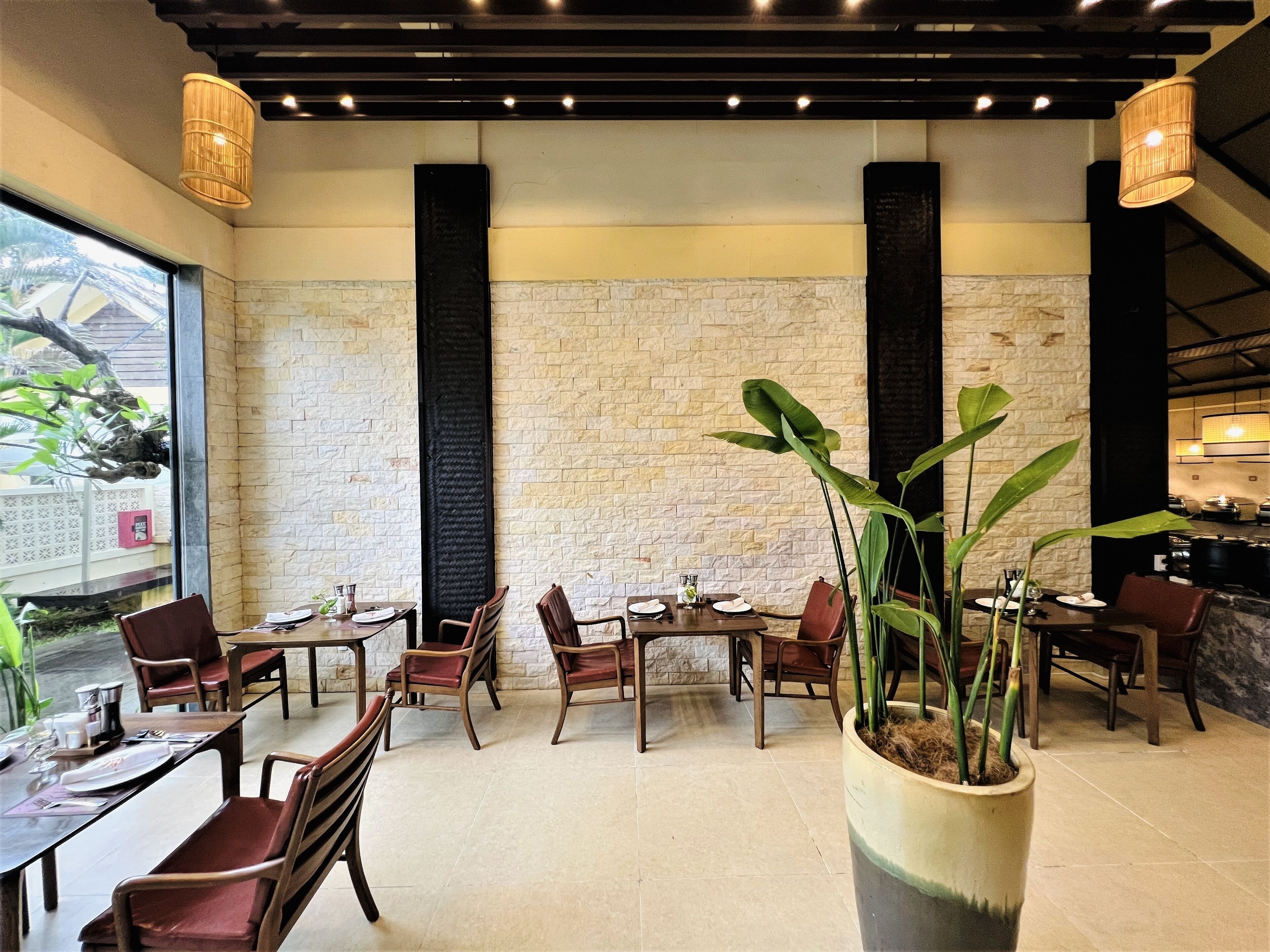 breakfast, lunch, dinner served; asian cuisine, pool views